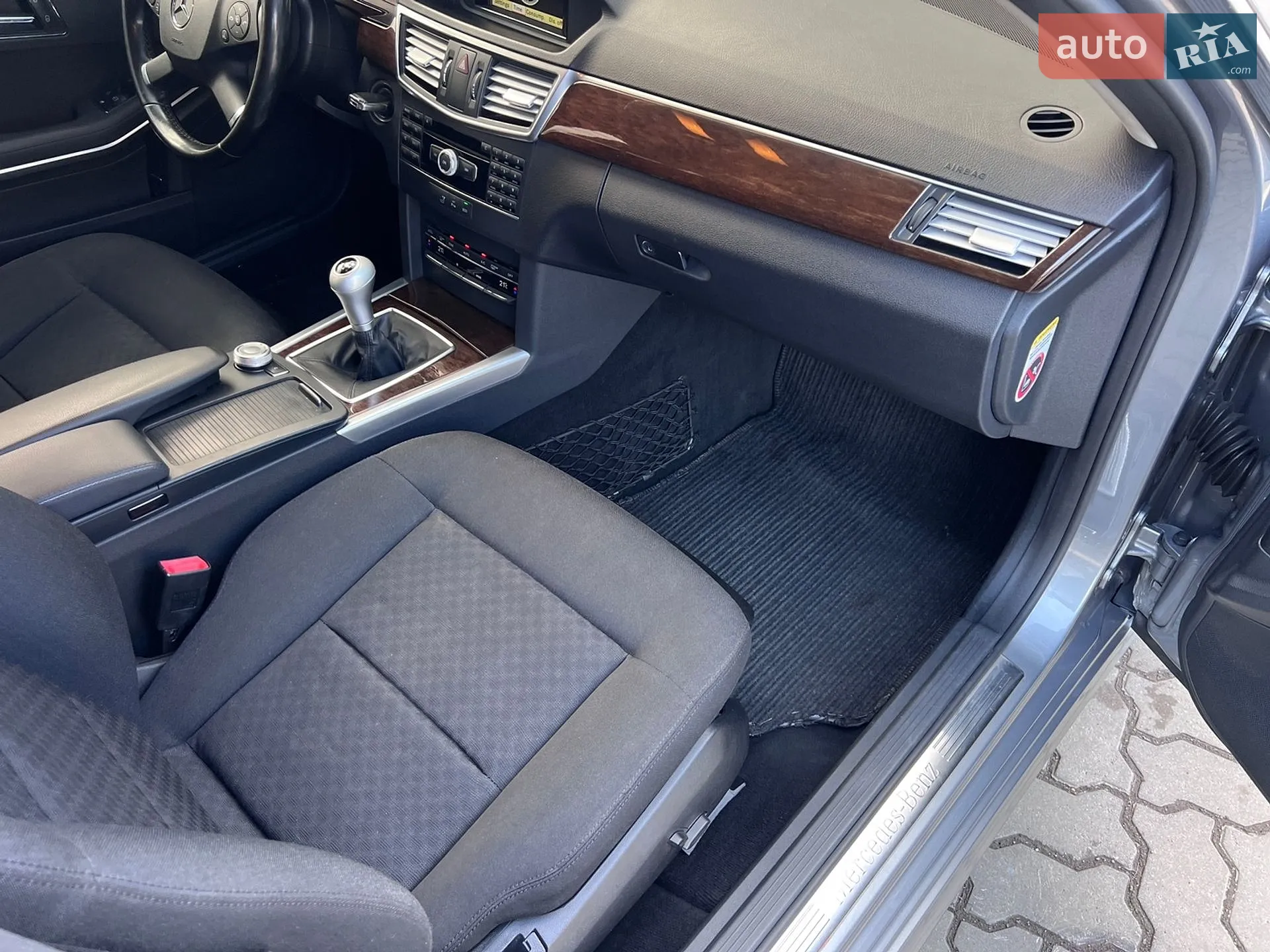 2011 Mercedes-Benz E-klasse - мініатюра 31