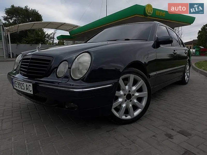 Mercedes-Benz E-Class 2002