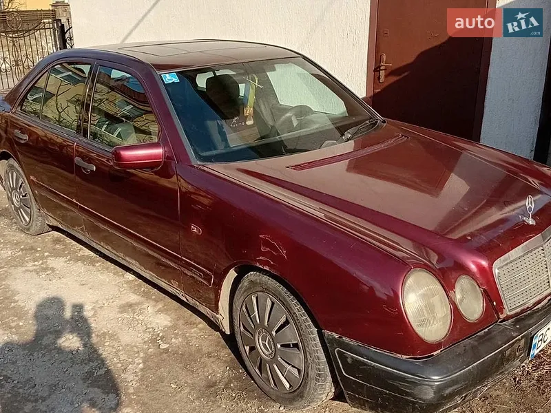 Mercedes-Benz E-Class 1996 VIN WDB2100551A071774 фото оголошення 12 з 46