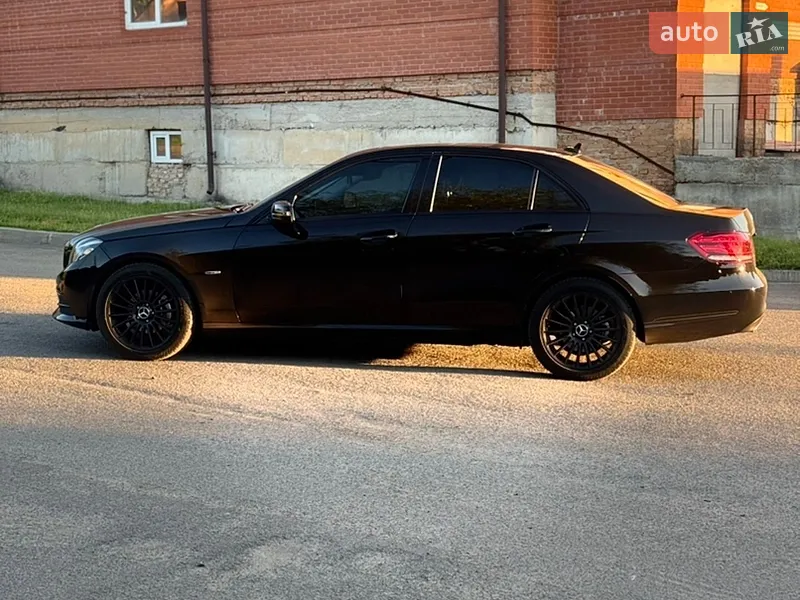 Mercedes-Benz E-Class 2011 VIN WDD2120411A496077 фото оголошення 13 з 68