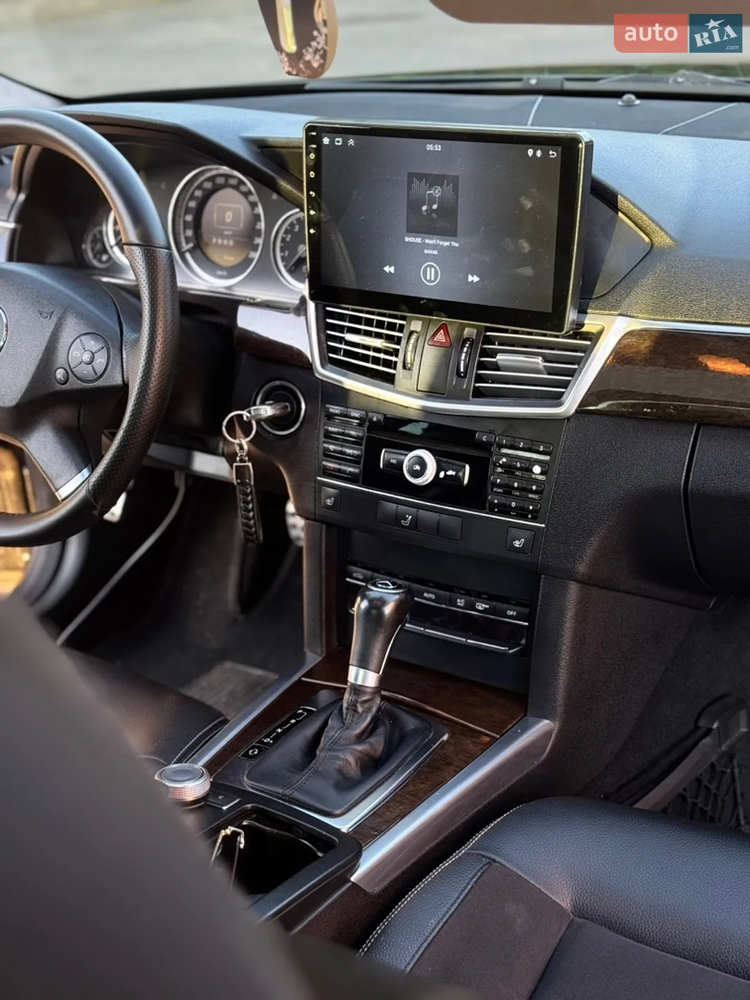 2011 Mercedes-Benz E-klasse - мініатюра 31