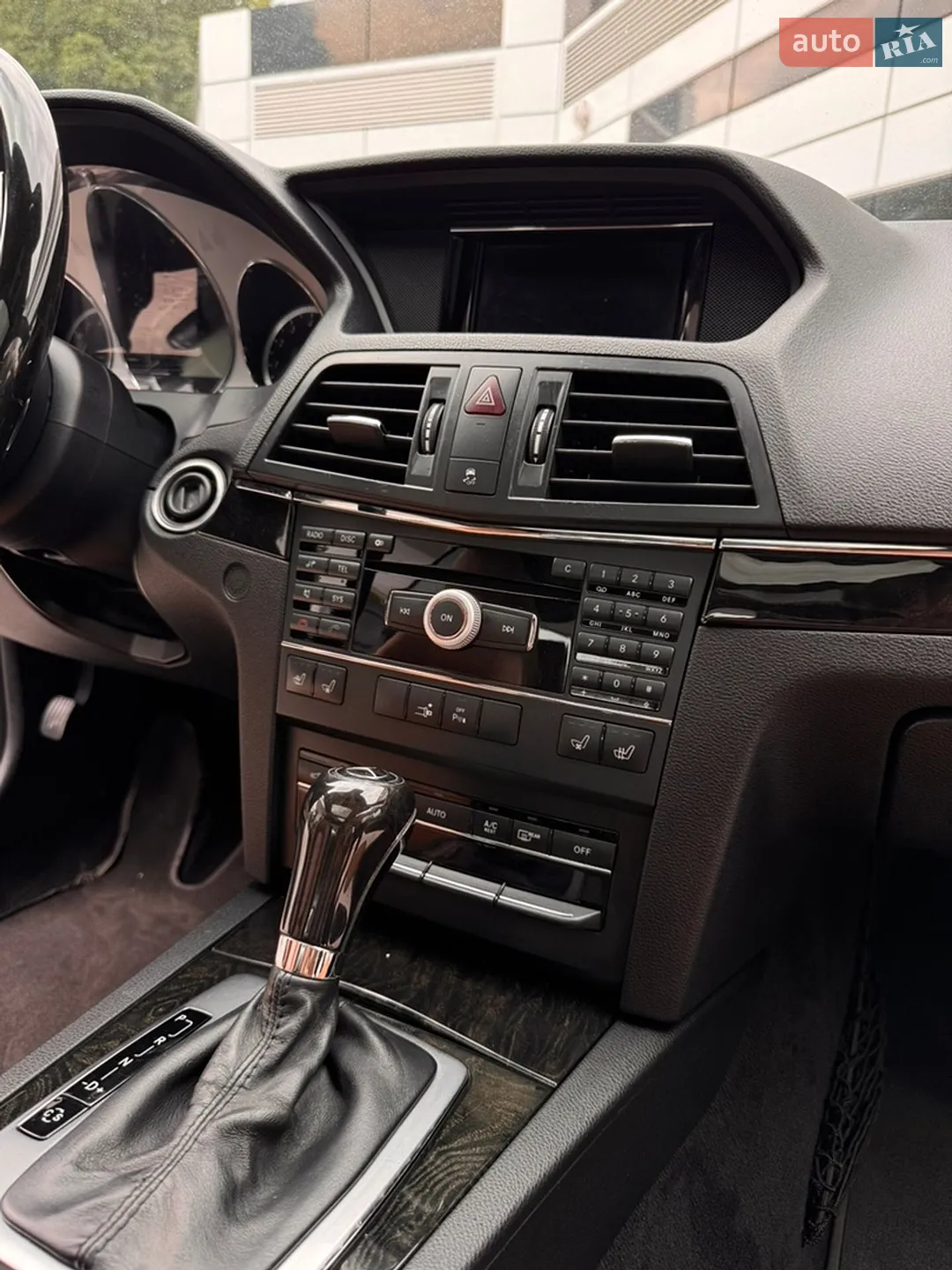 2010 Mercedes-Benz E-klasse - мініатюра 20