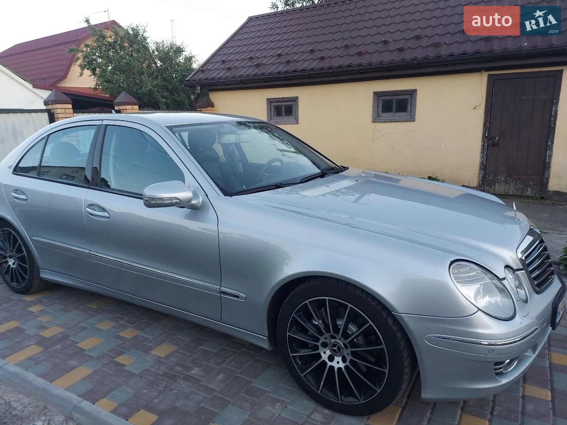 Mercedes-Benz E Class 2008 VIN WDB2110081B406088 фото оголошення 3 з 5