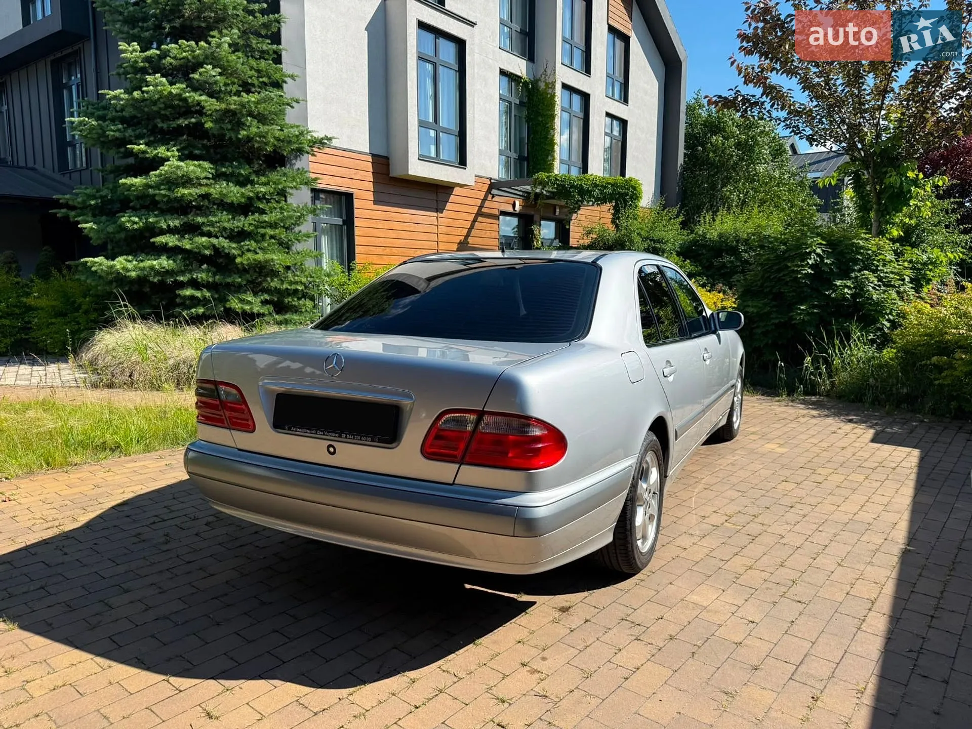 Mercedes-Benz E-Class 2000 VIN WDB2100481B245524 фото оголошення 3 з 5