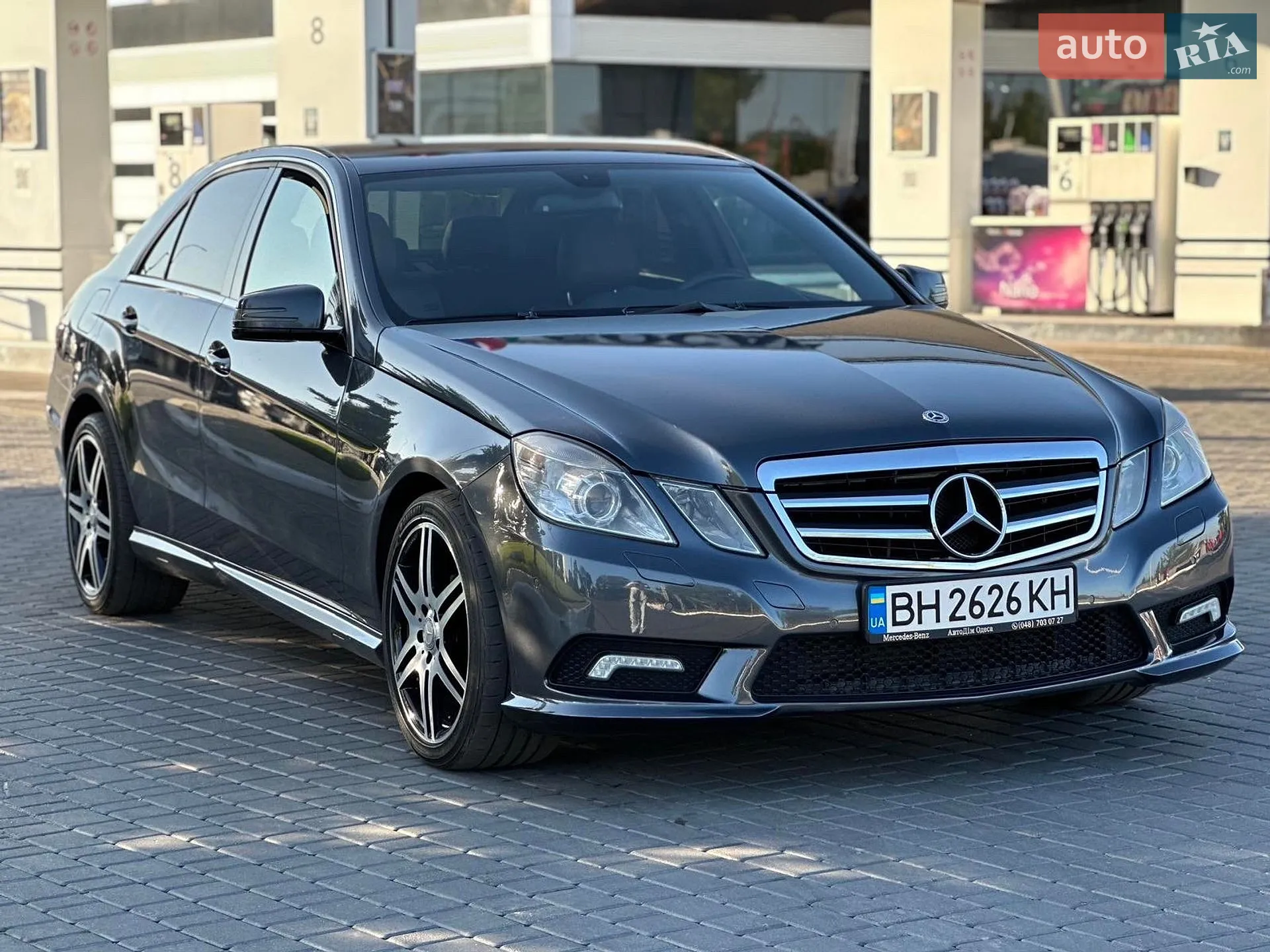 2010 Mercedes-Benz E-klasse - мініатюра 2