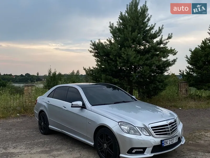 Mercedes-Benz E Class 2010 VIN WDD2120891A348540 фото оголошення 9 з 59