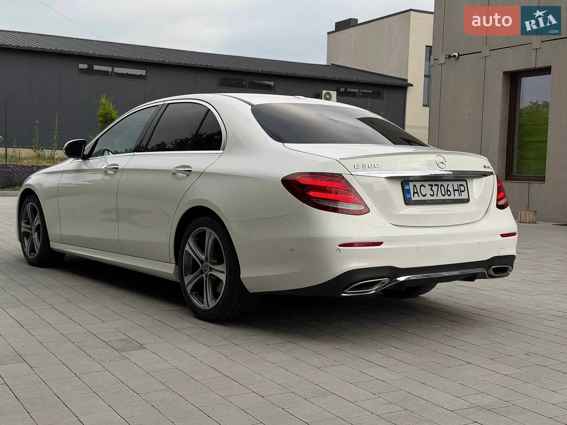 2016 Mercedes-Benz E-klasse - мініатюра 4