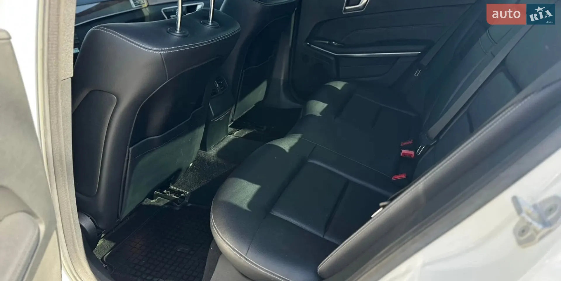 2013 Mercedes-Benz E-klasse - мініатюра 17