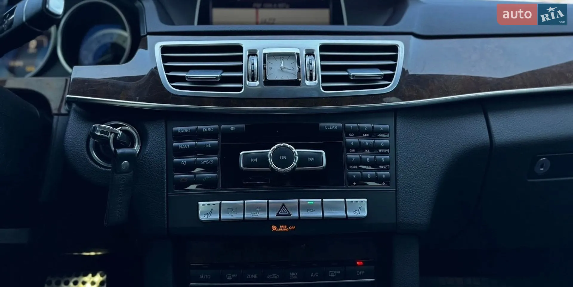 2013 Mercedes-Benz E-klasse - мініатюра 27