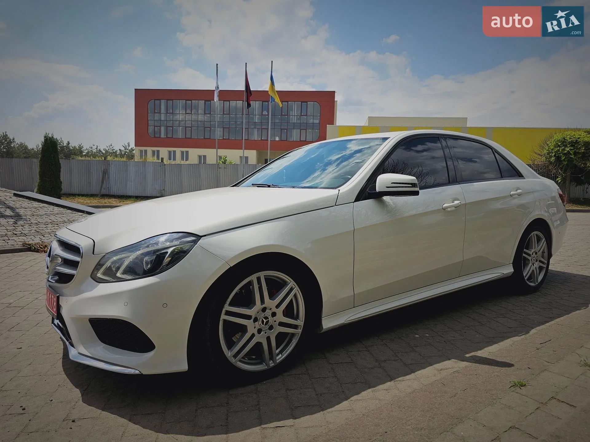 2015 Mercedes-Benz E-klasse - мініатюра 15