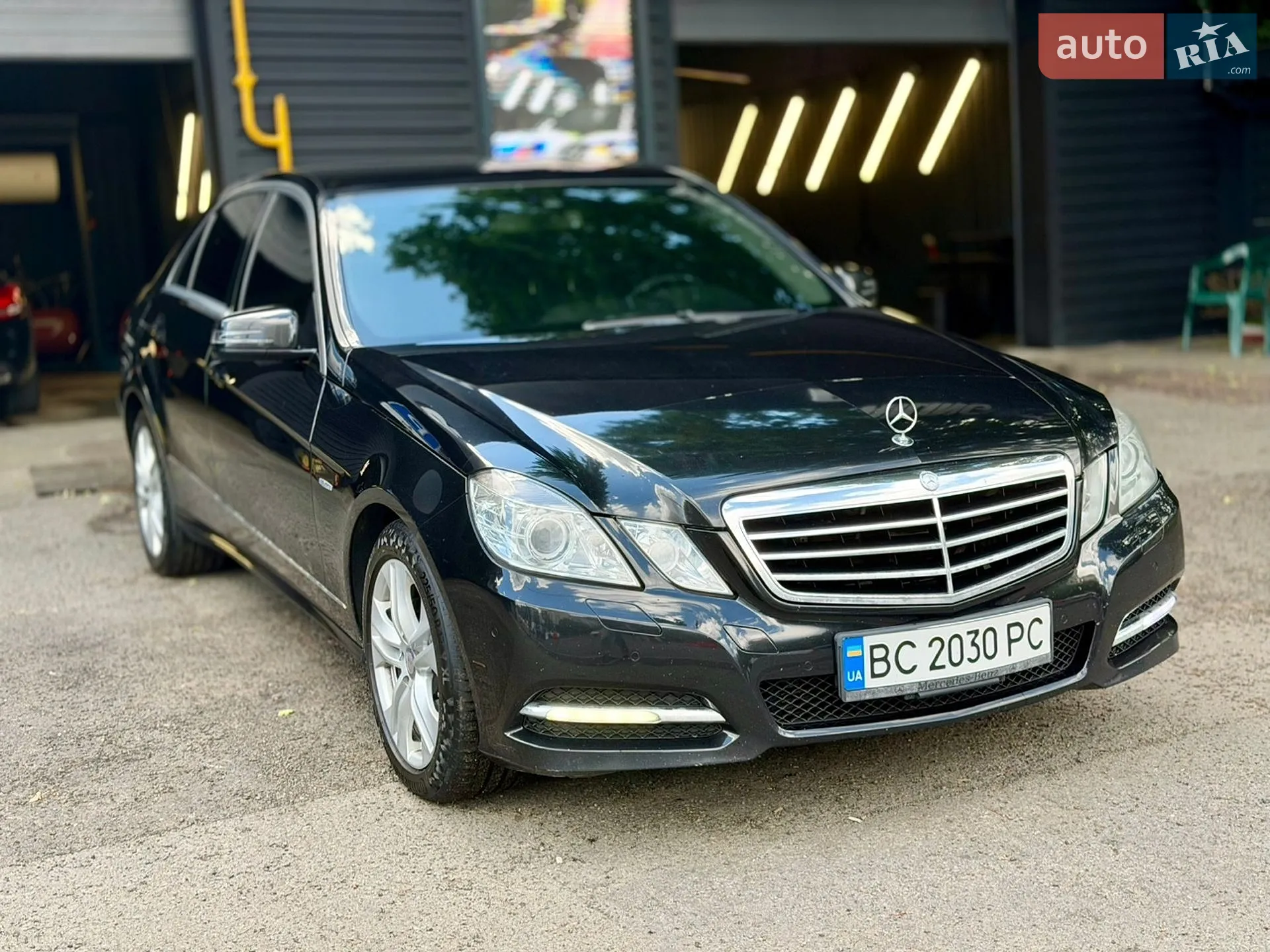 2011 Mercedes-Benz E-klasse - мініатюра 3