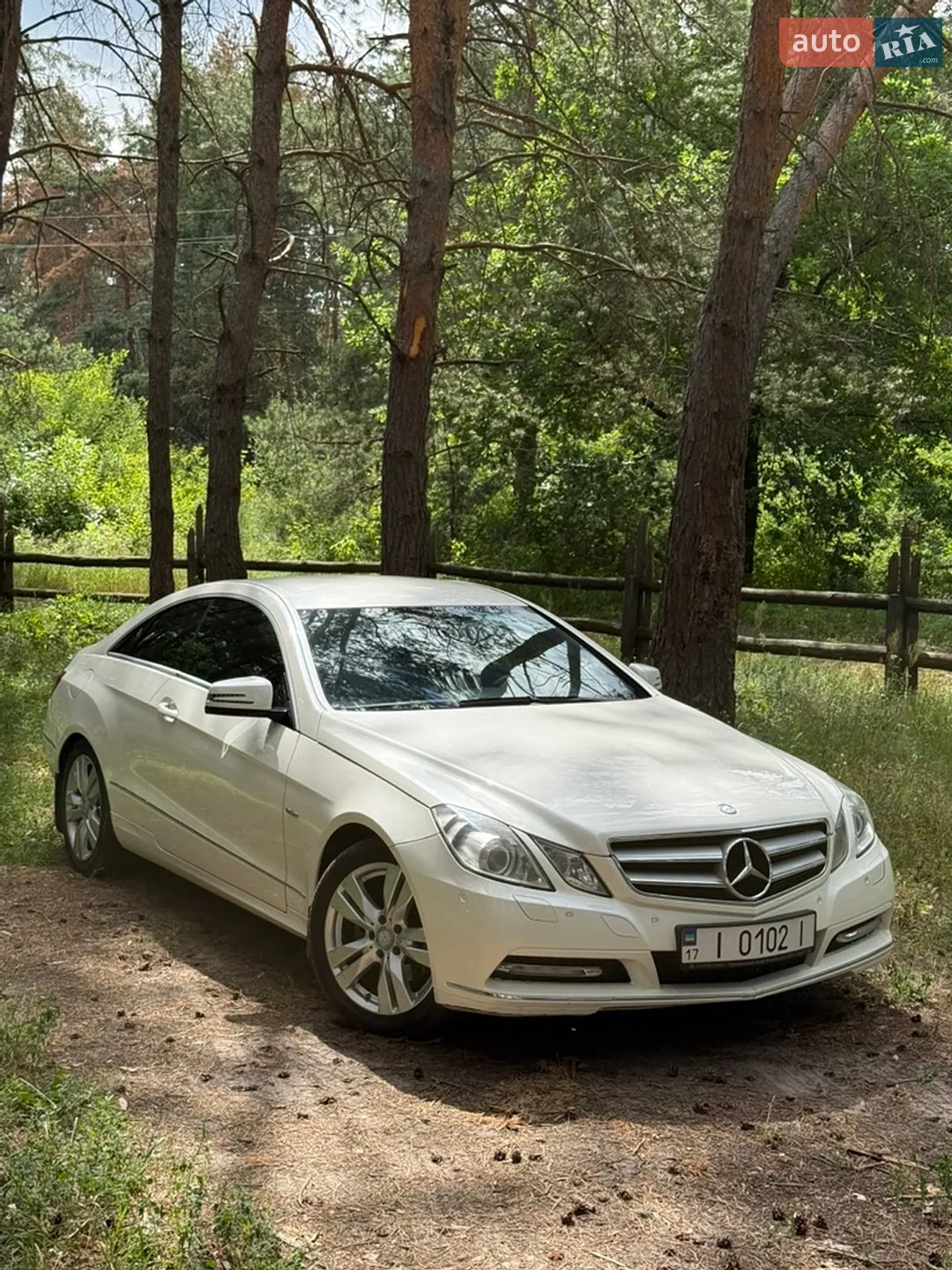 2011 Mercedes-Benz E-klasse - фото 1