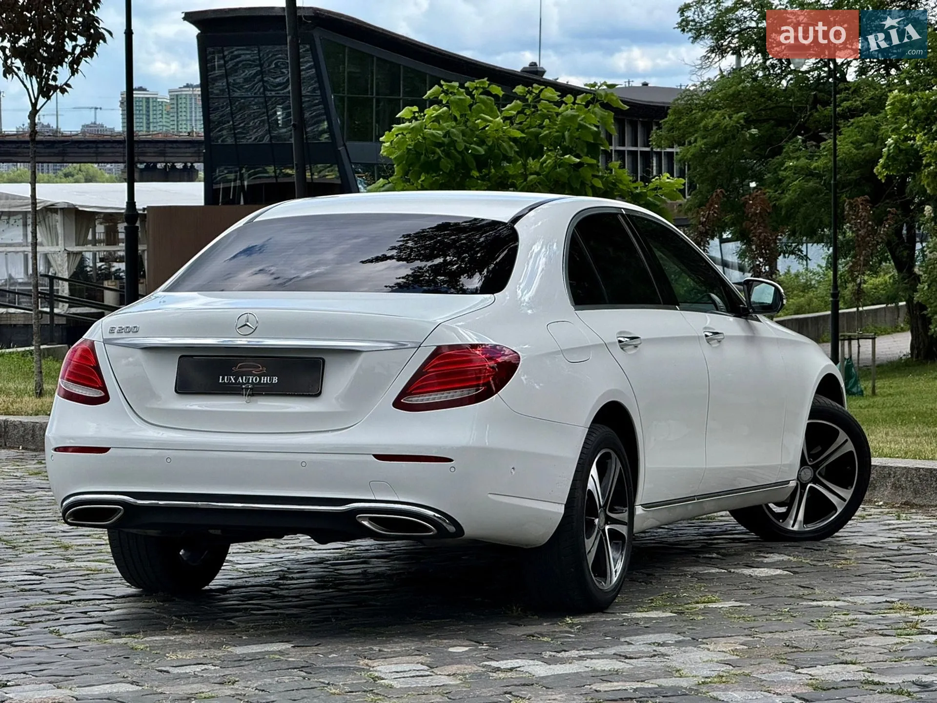 2016 Mercedes-Benz E-klasse - мініатюра 21