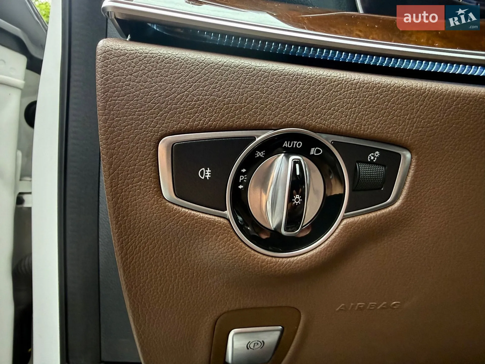 2016 Mercedes-Benz E-klasse - мініатюра 12