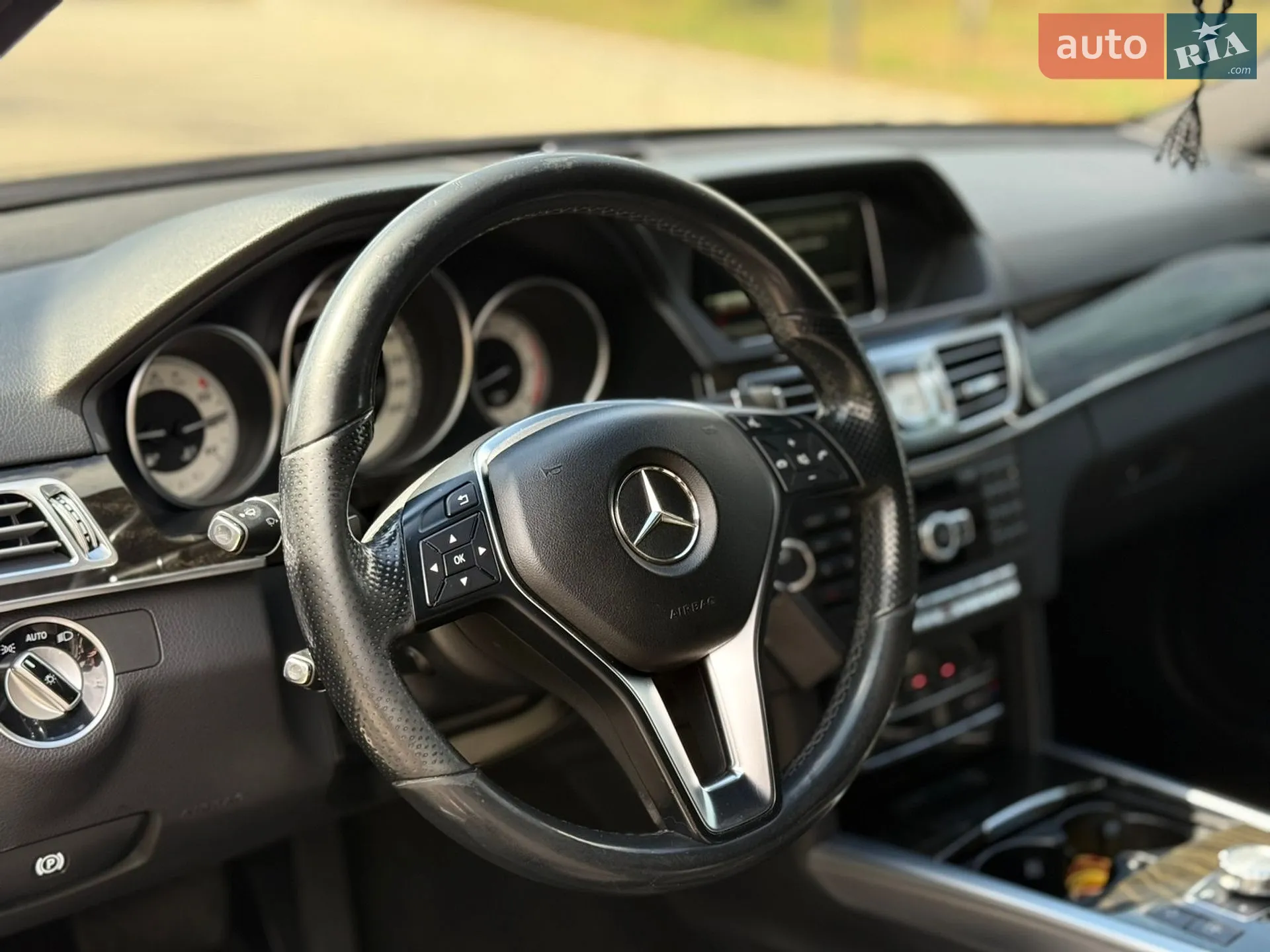 2014 Mercedes-Benz E-klasse - мініатюра 45