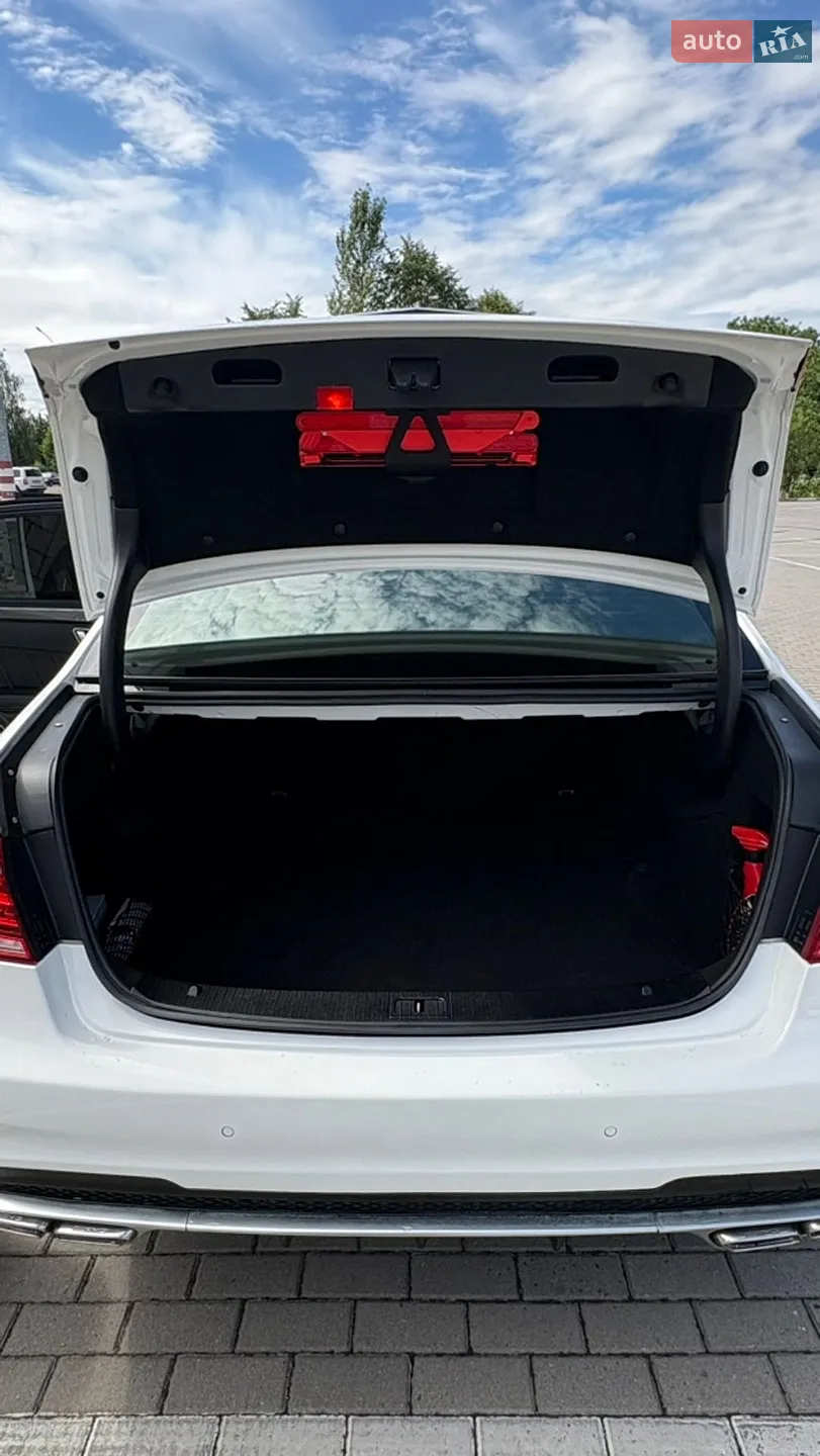 2013 Mercedes-Benz E-klasse - мініатюра 11