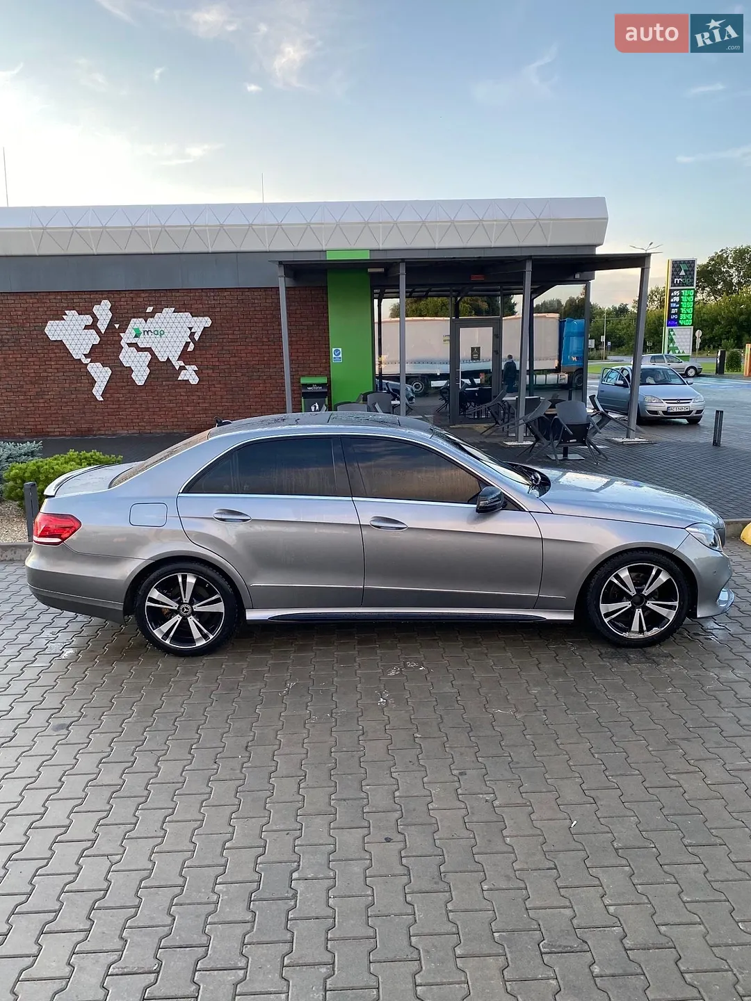2011 Mercedes-Benz E-klasse - мініатюра 11