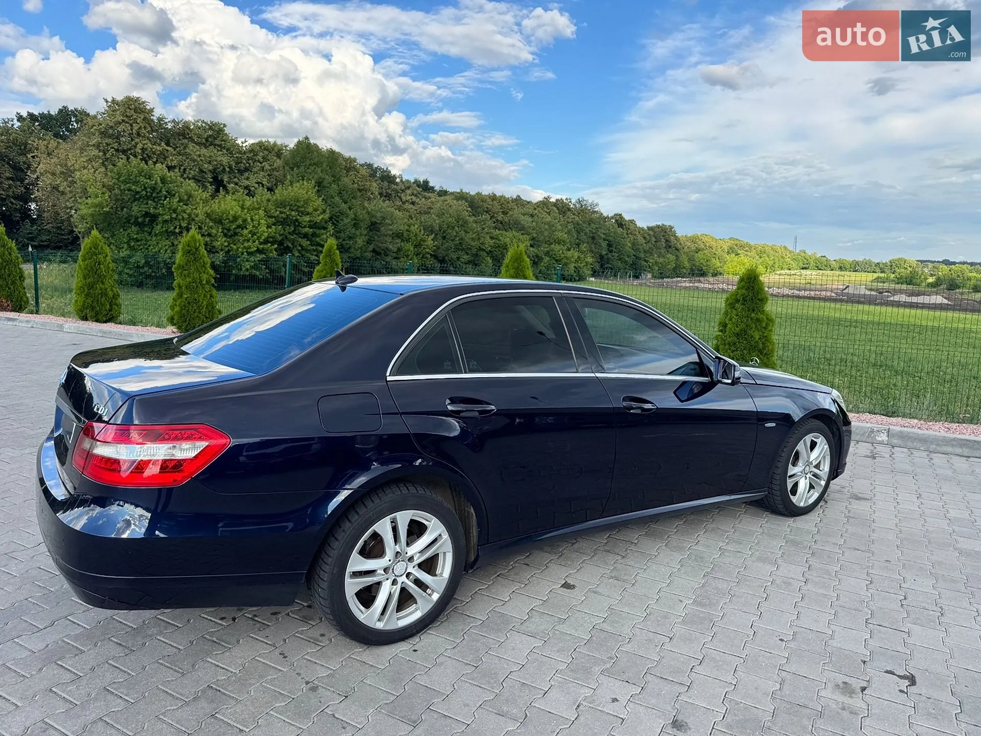 2010 Mercedes-Benz E-klasse - мініатюра 10