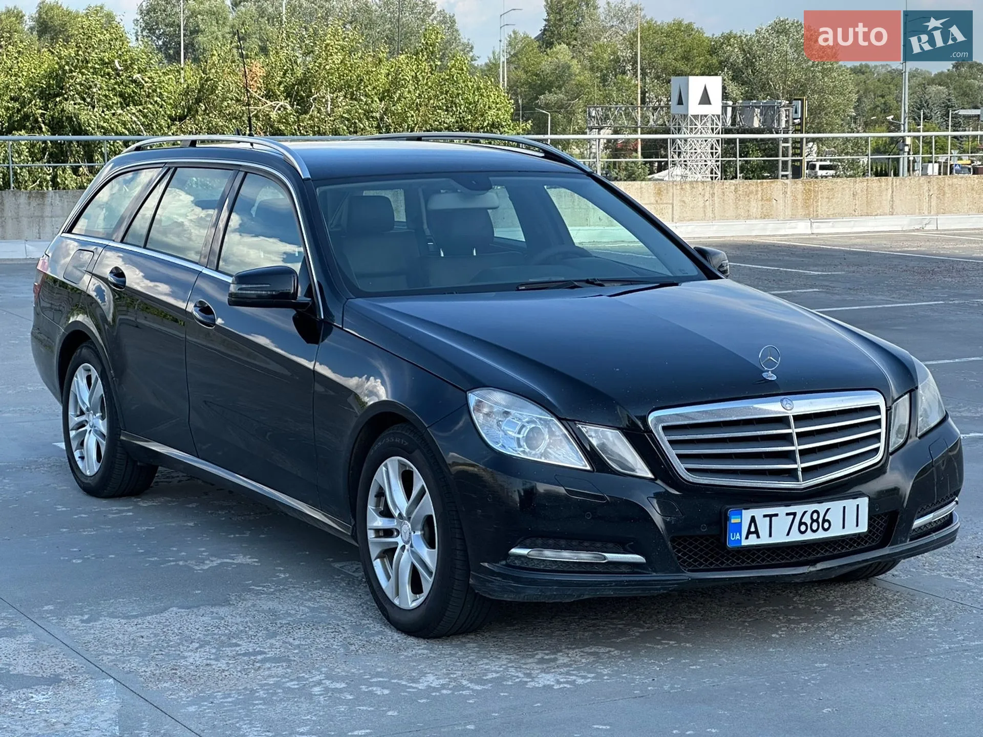 2012 Mercedes-Benz E-klasse - фото 1