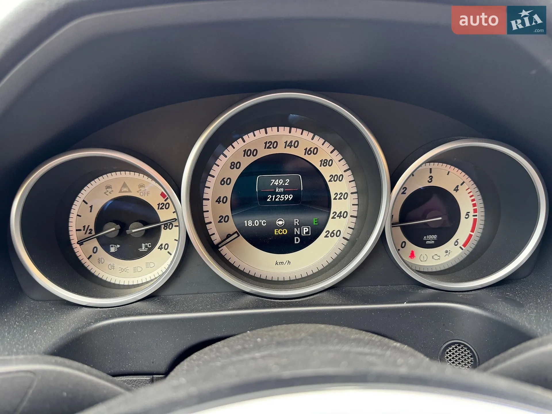 2015 Mercedes-Benz E-klasse - мініатюра 27
