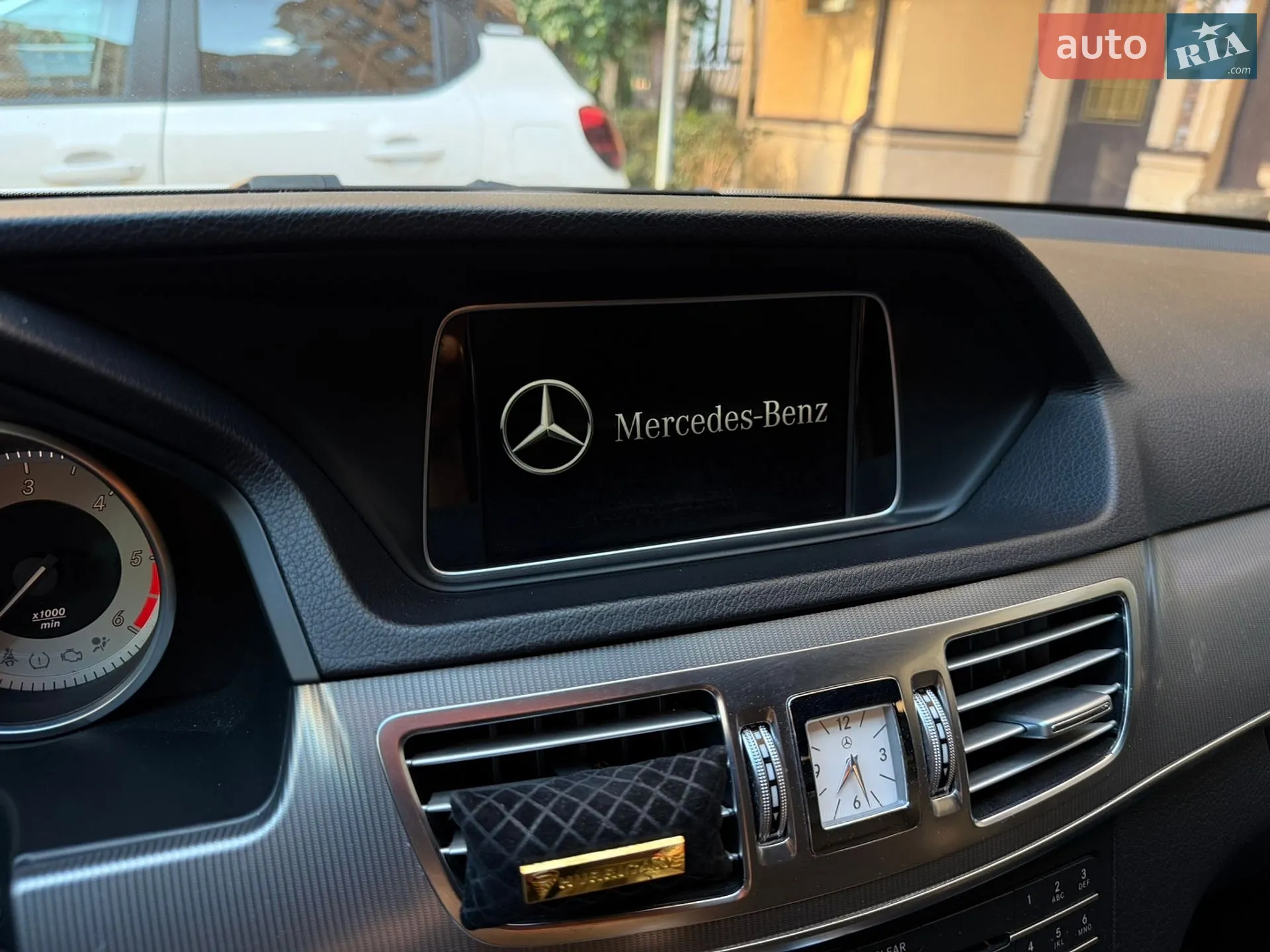 2015 Mercedes-Benz E-klasse - мініатюра 19