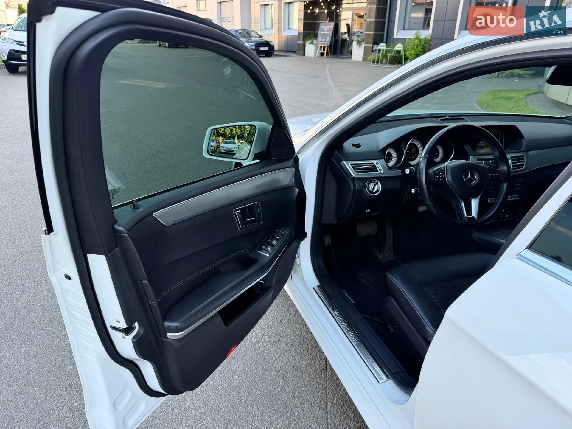 2015 Mercedes-Benz E-klasse - мініатюра 23