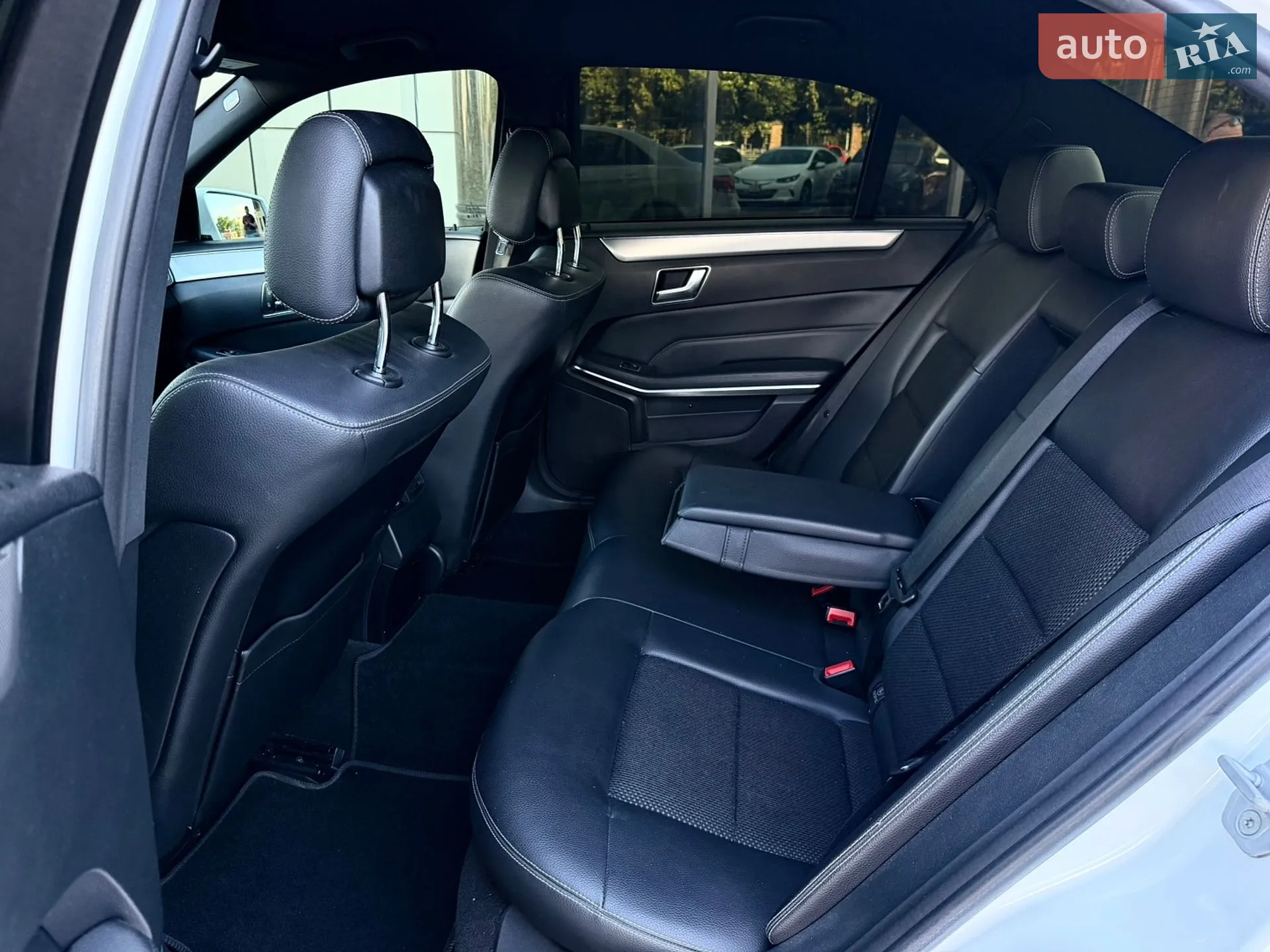 2015 Mercedes-Benz E-klasse - мініатюра 28