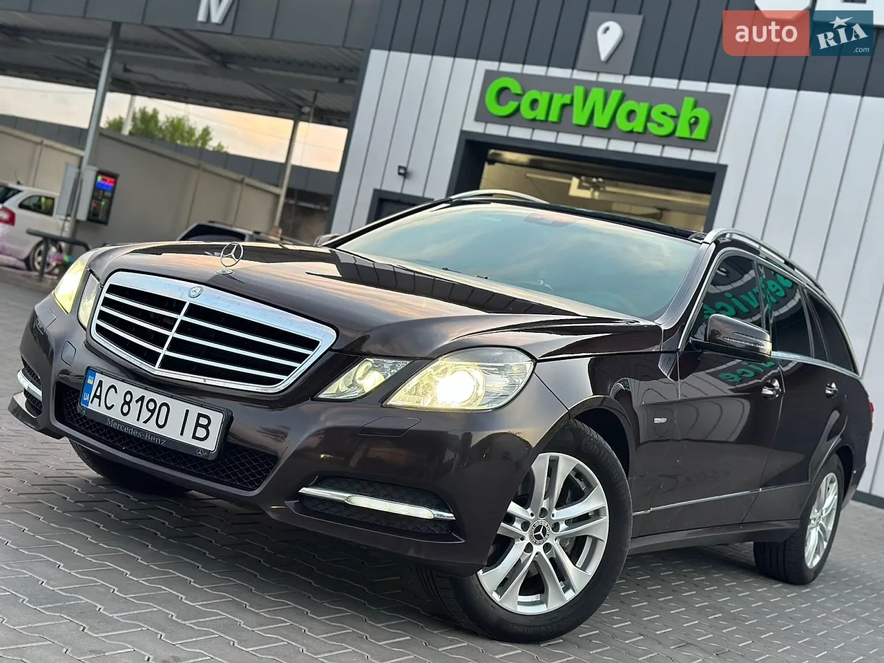 2010 Mercedes-Benz E-klasse - мініатюра 28