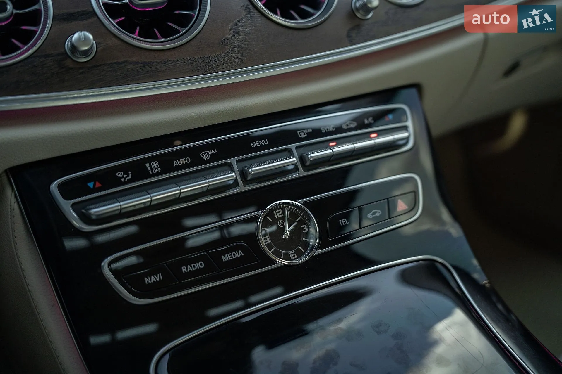 2016 Mercedes-Benz E-klasse - мініатюра 34