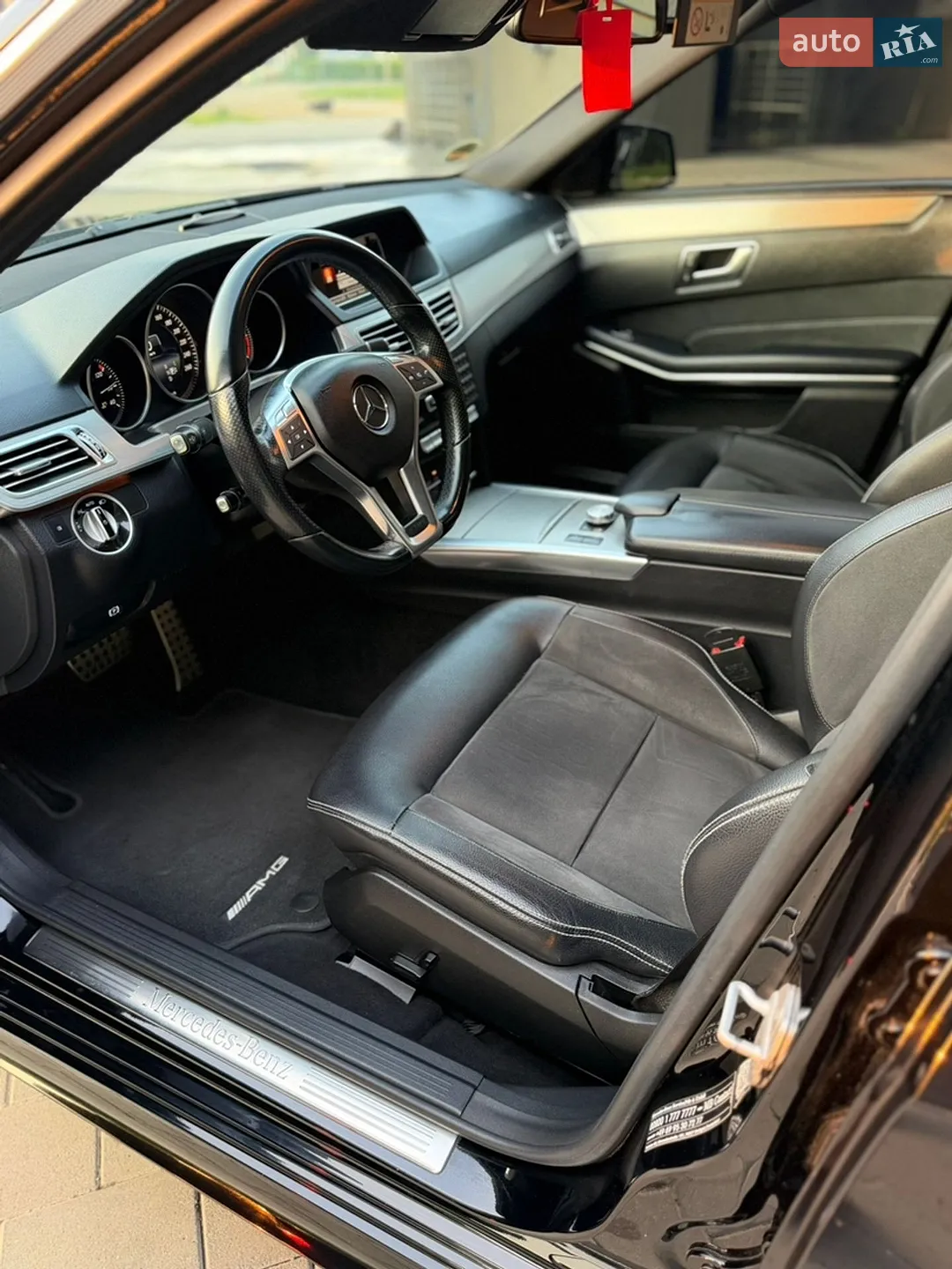 2013 Mercedes-Benz E-klasse - мініатюра 28