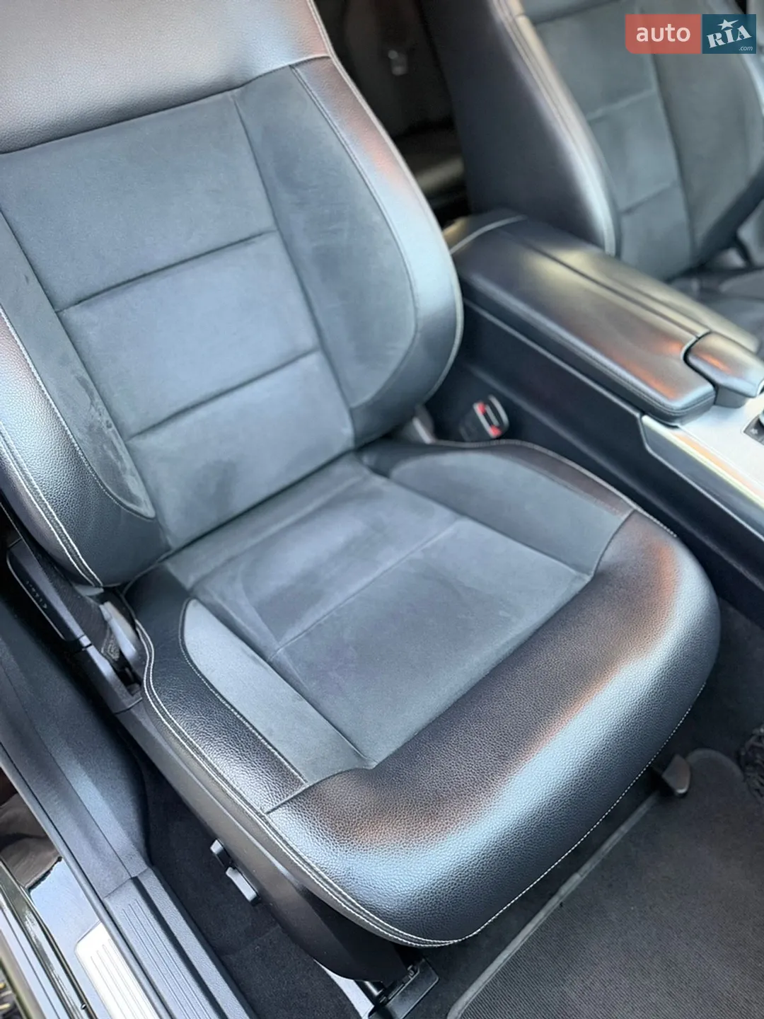 2013 Mercedes-Benz E-klasse - мініатюра 48