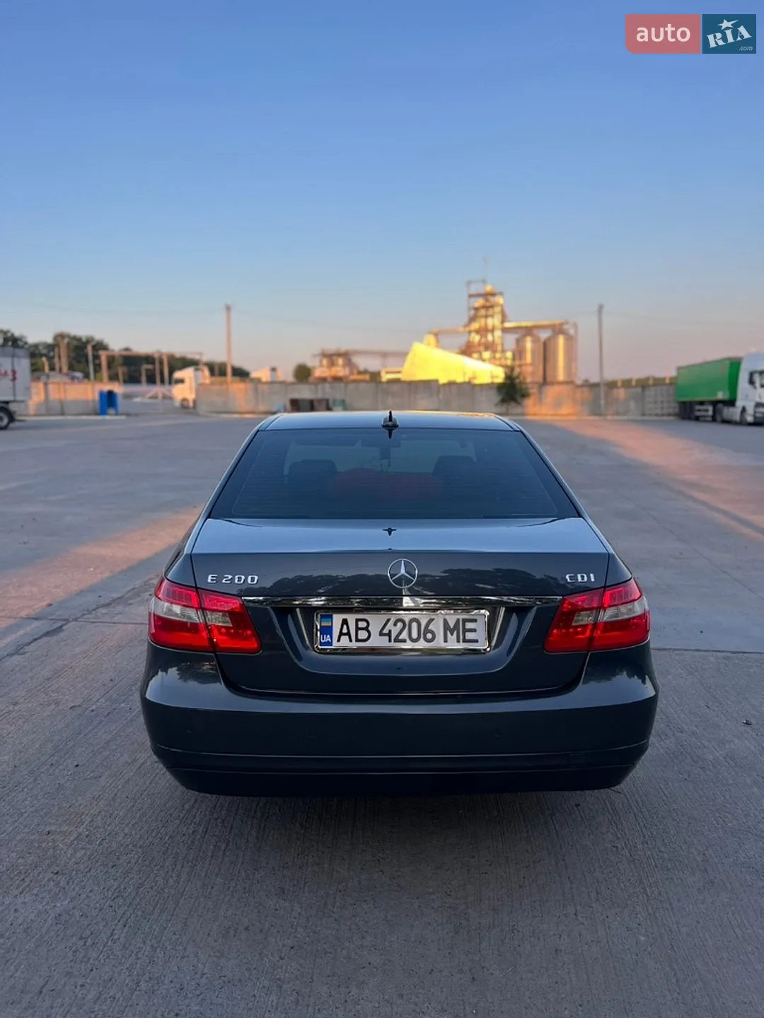 2010 Mercedes-Benz E-klasse - мініатюра 6