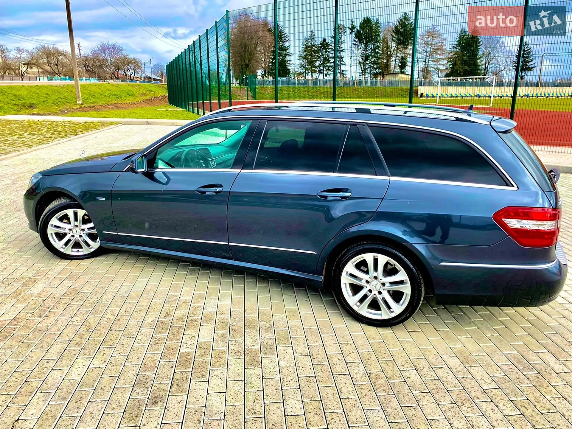 2010 Mercedes-Benz E-klasse - мініатюра 11