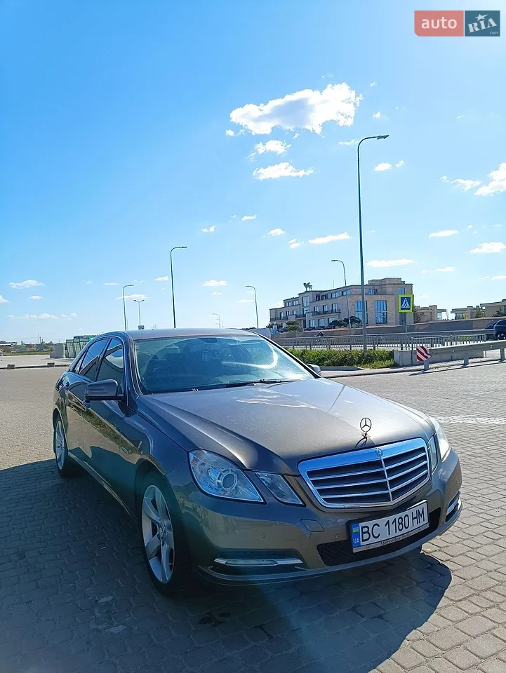 2011 Mercedes-Benz E-klasse - мініатюра 29