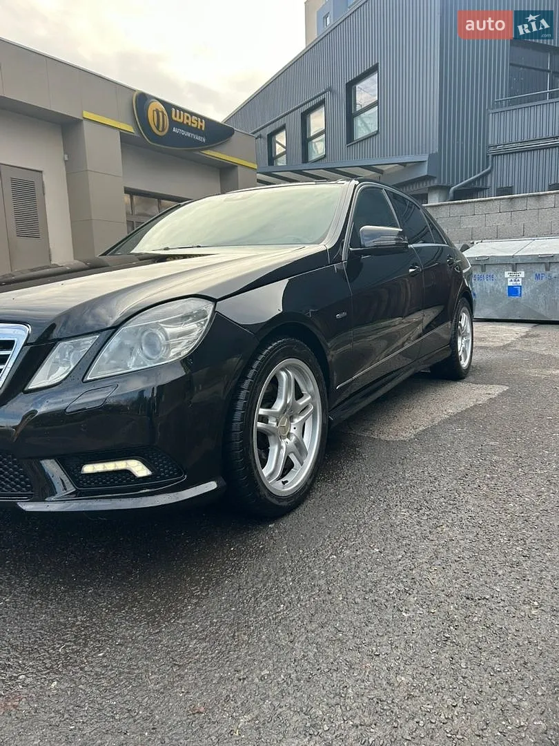 2010 Mercedes-Benz E-klasse - мініатюра 2