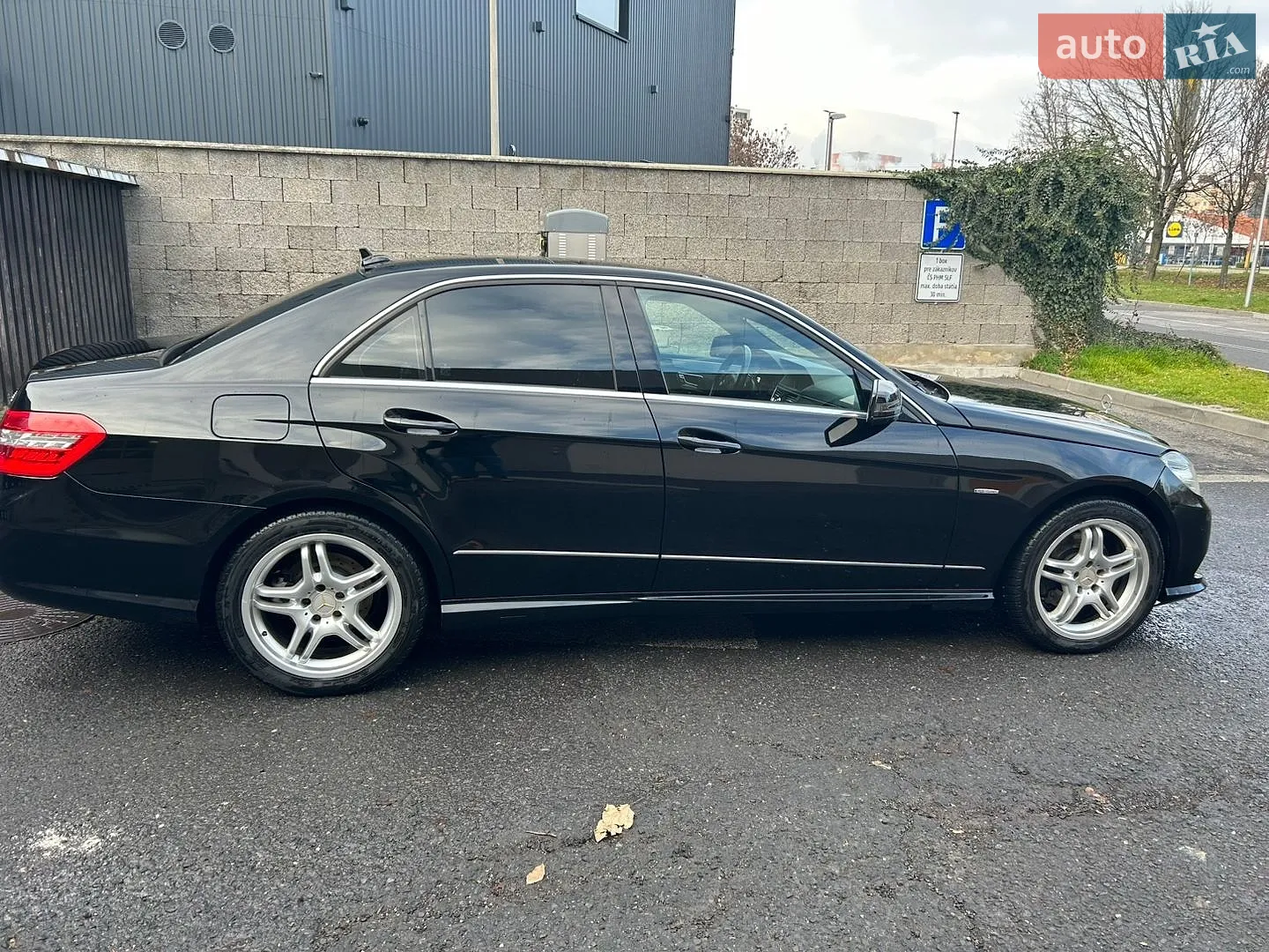 2010 Mercedes-Benz E-klasse - мініатюра 4
