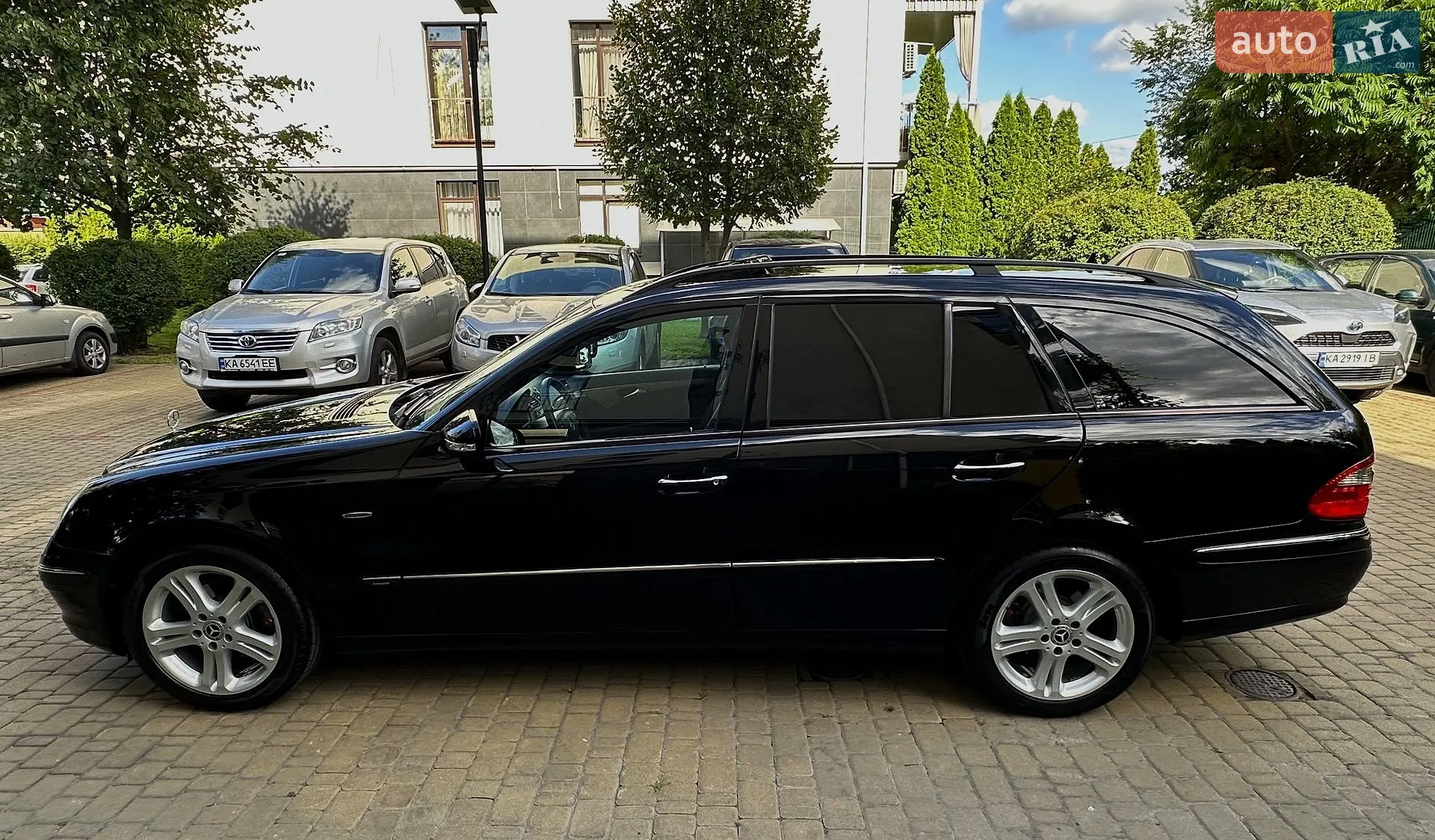 Mercedes-Benz E-Class 2009 VIN WDB2112081B442915 фото оголошення 5 з 72