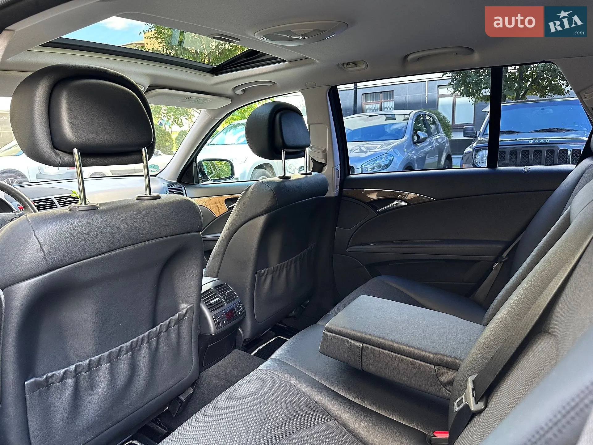 Mercedes-Benz E-Class 2009 VIN WDB2112081B442915 фото оголошення 34 з 72