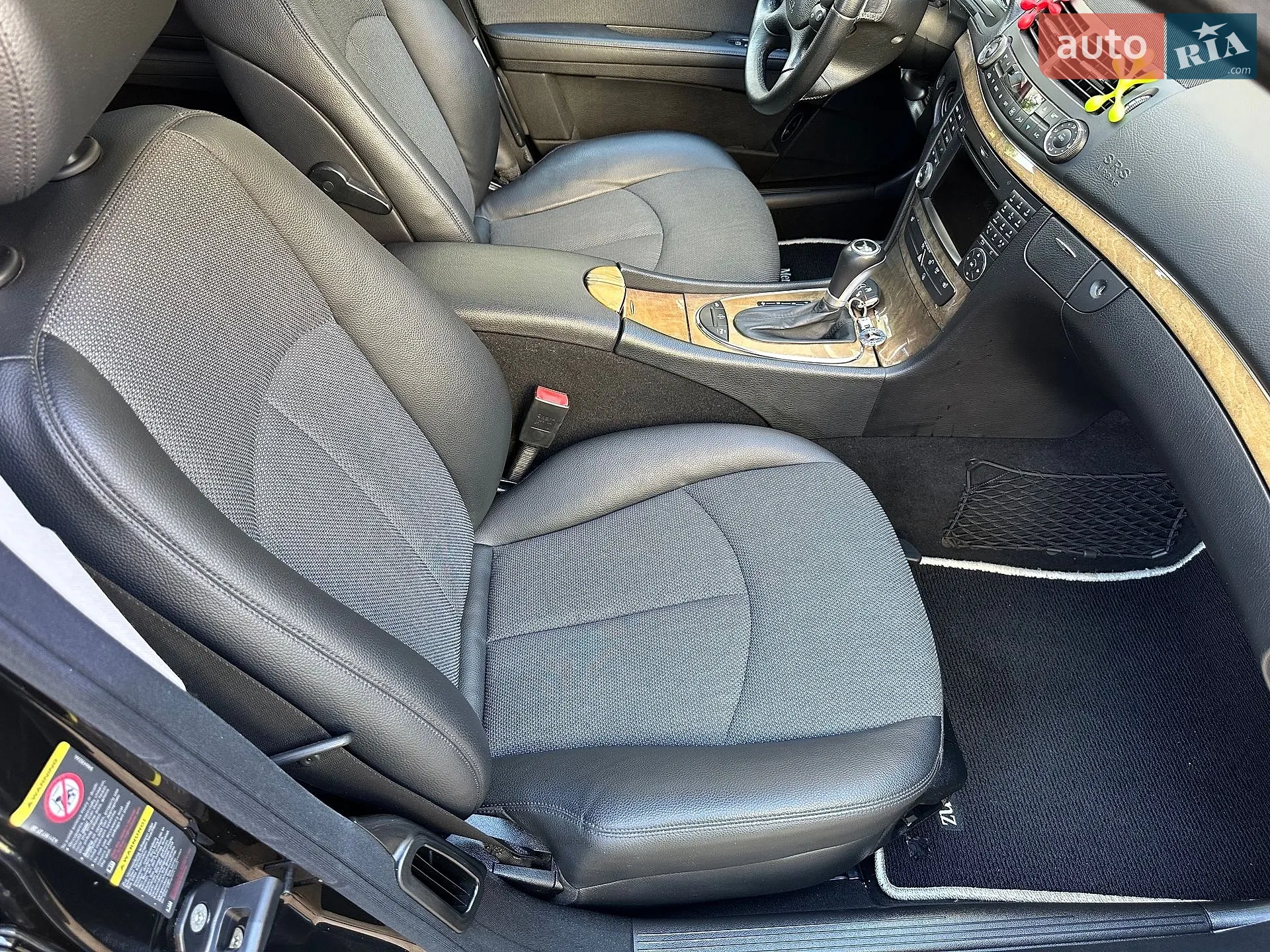 Mercedes-Benz E-Class 2009 VIN WDB2112081B442915 фото оголошення 44 з 72