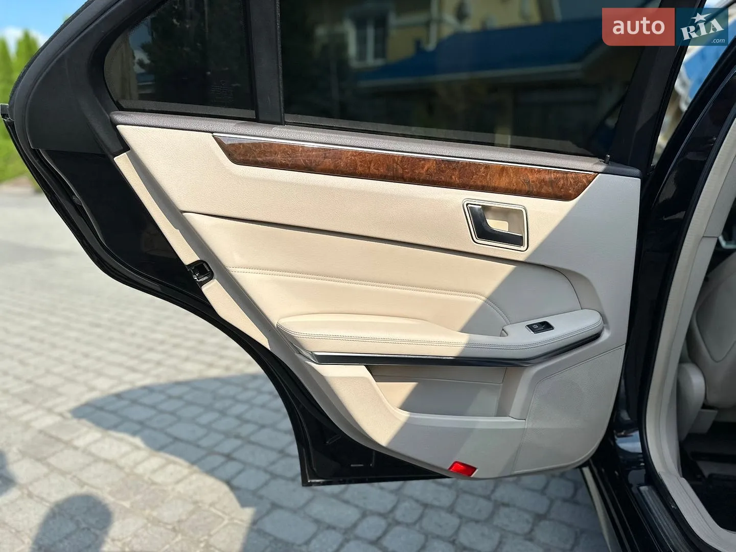 2013 Mercedes-Benz E-klasse - мініатюра 25