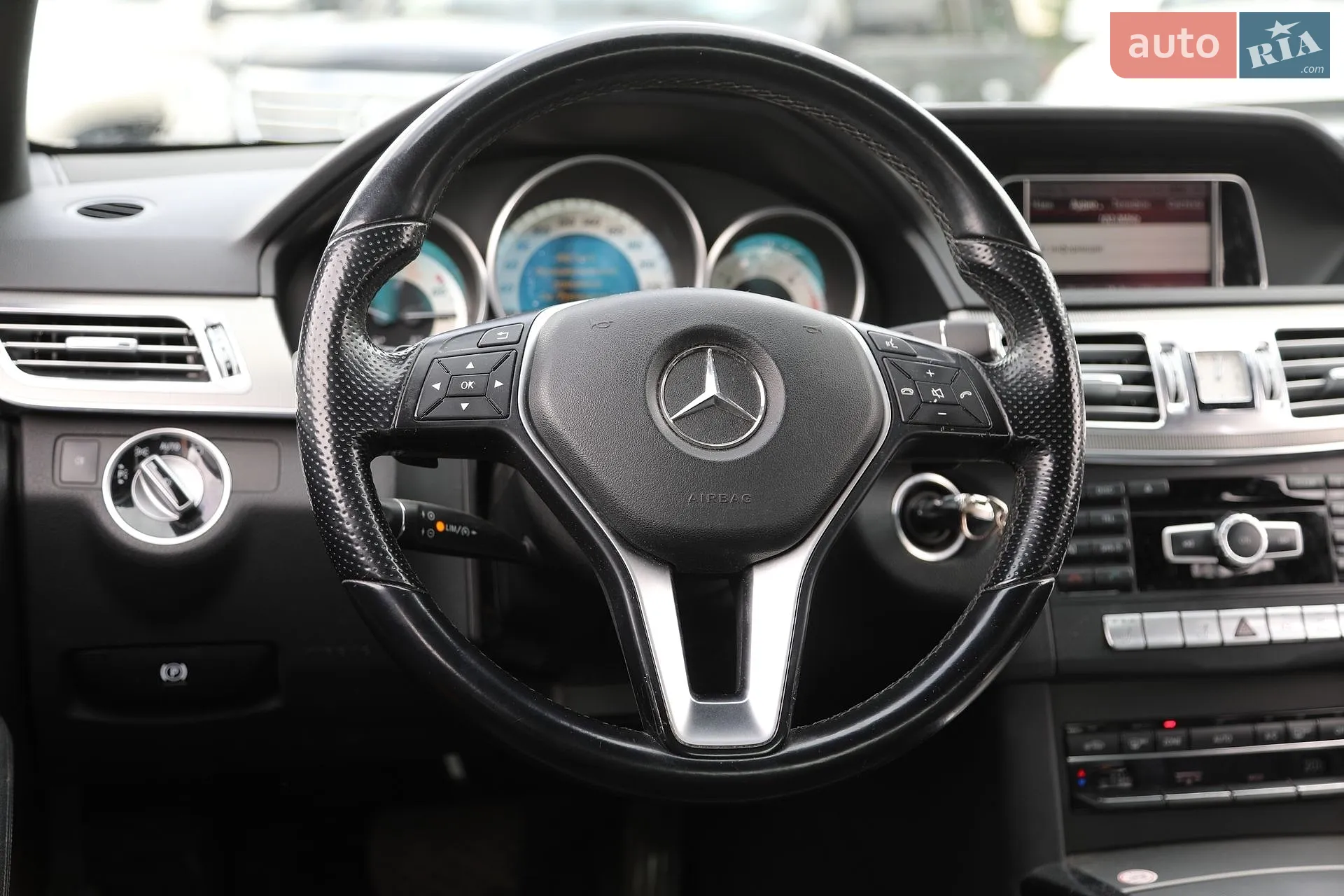 2013 Mercedes-Benz E-klasse - мініатюра 18