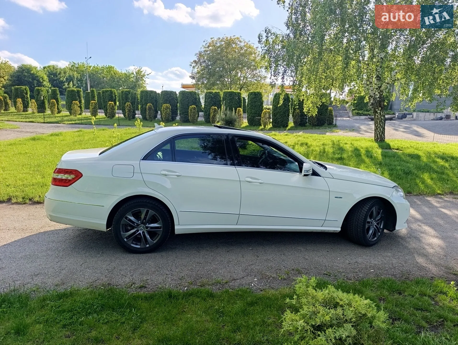 2011 Mercedes-Benz E-klasse - мініатюра 25