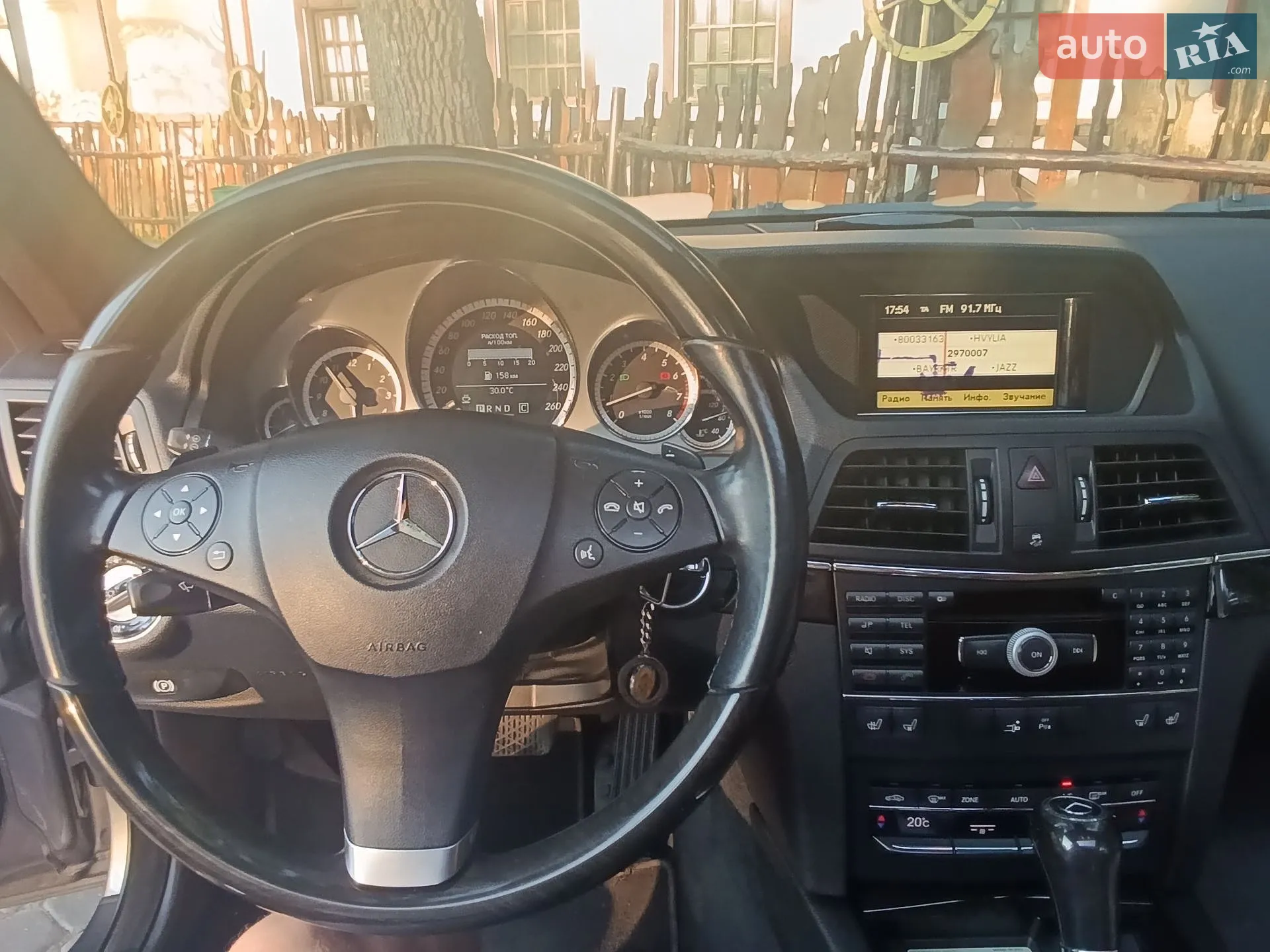 2010 Mercedes-Benz E-klasse - мініатюра 24