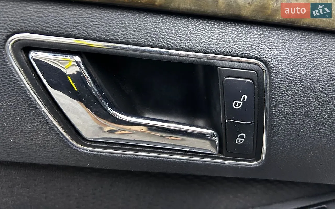 2010 Mercedes-Benz E-klasse - мініатюра 13