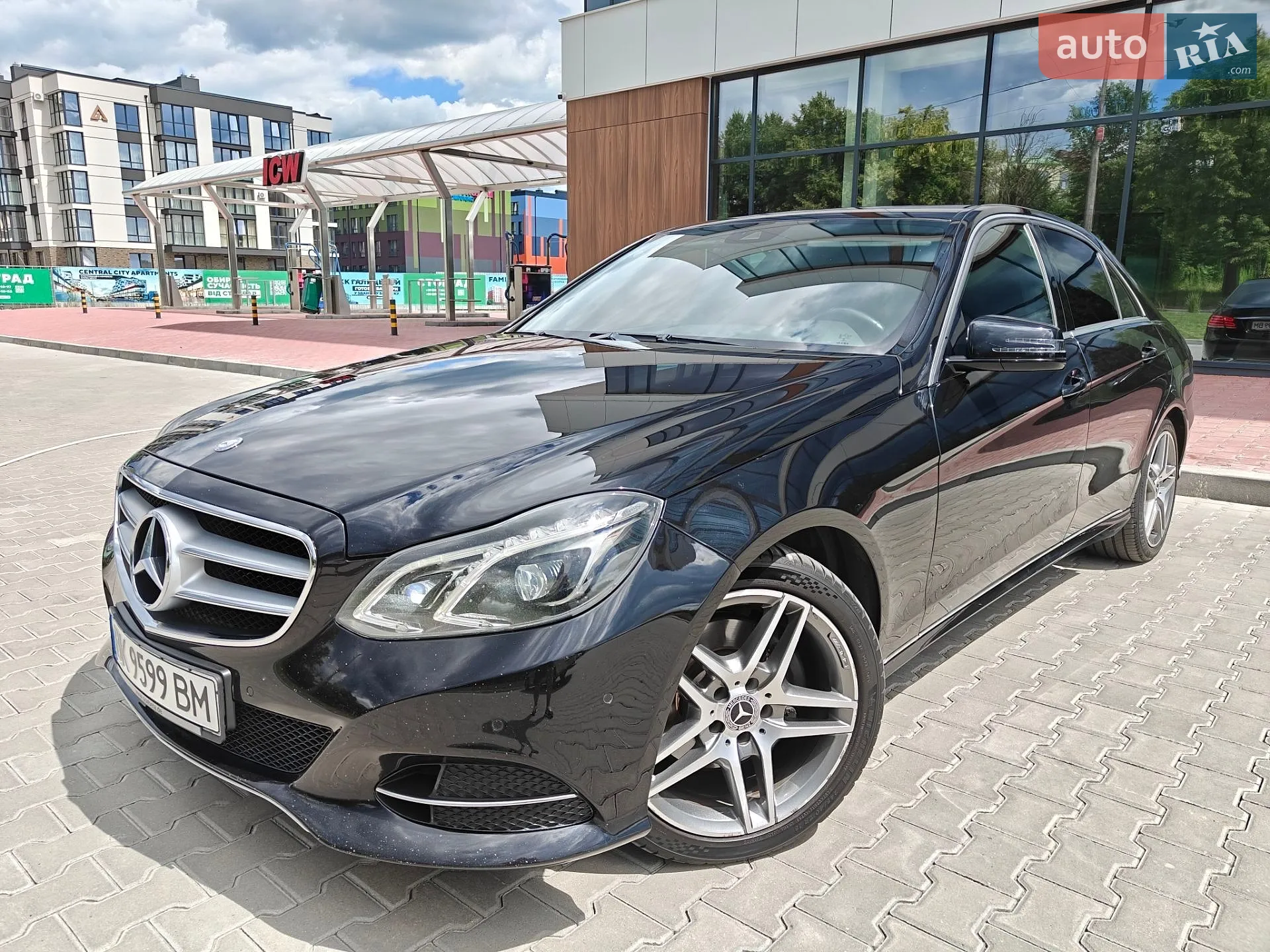 2013 Mercedes-Benz E-klasse - мініатюра 28