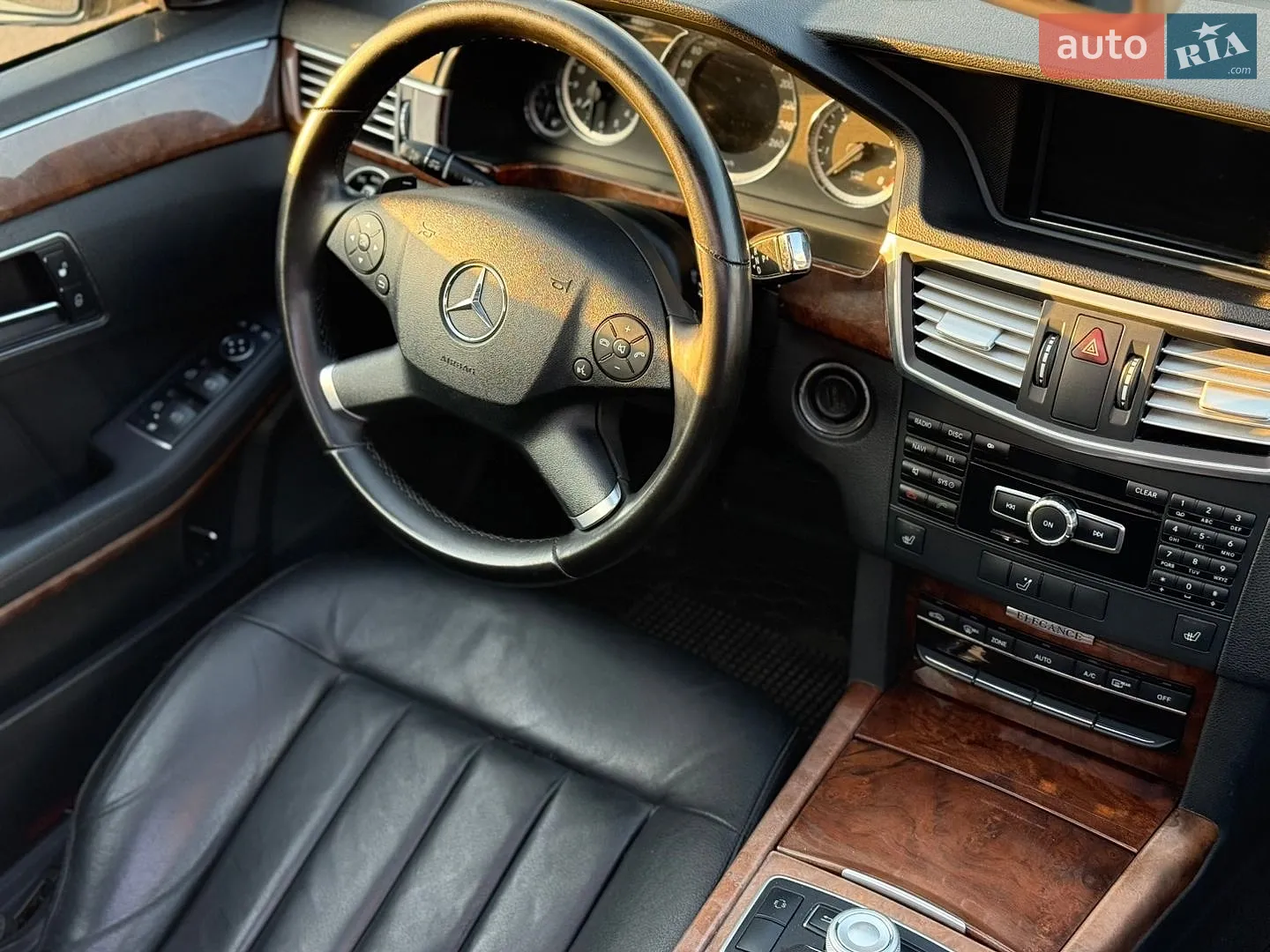2011 Mercedes-Benz E-klasse - мініатюра 12