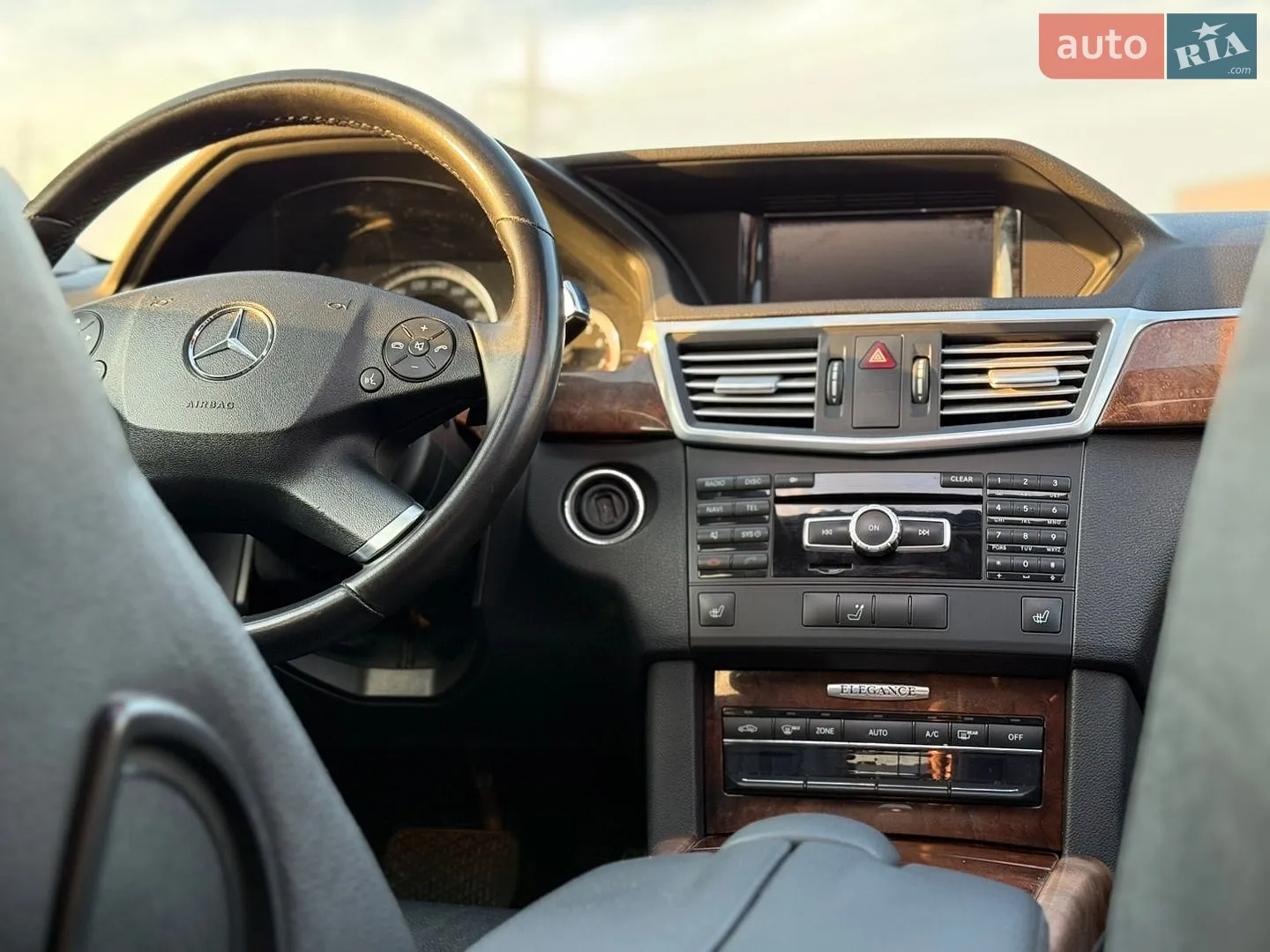 2011 Mercedes-Benz E-klasse - мініатюра 15