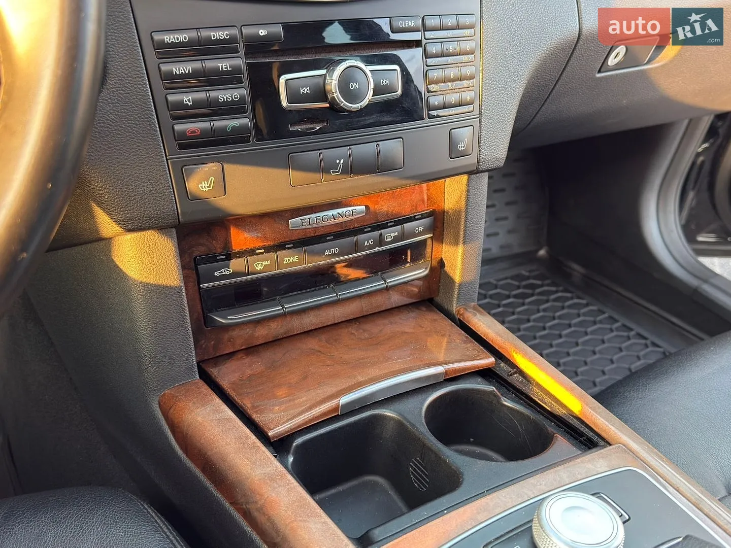 2011 Mercedes-Benz E-klasse - мініатюра 14