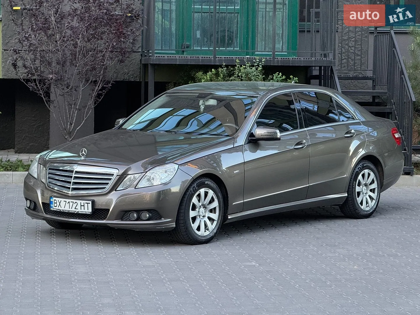 2010 Mercedes-Benz E-klasse - мініатюра 4