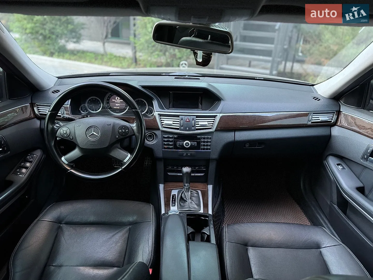2010 Mercedes-Benz E-klasse - мініатюра 14
